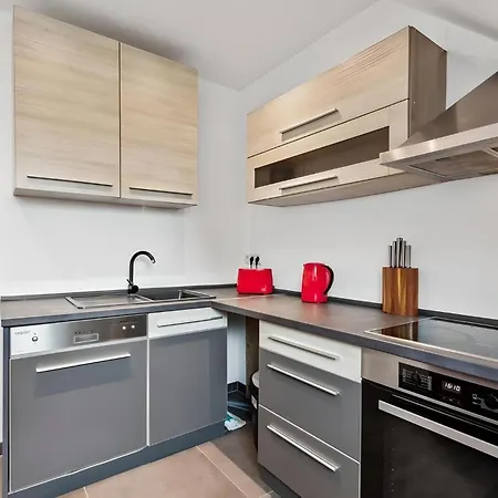 Apartment Aarper Boutique I Messe, Airport, Netflix & Forest Dusseldorf